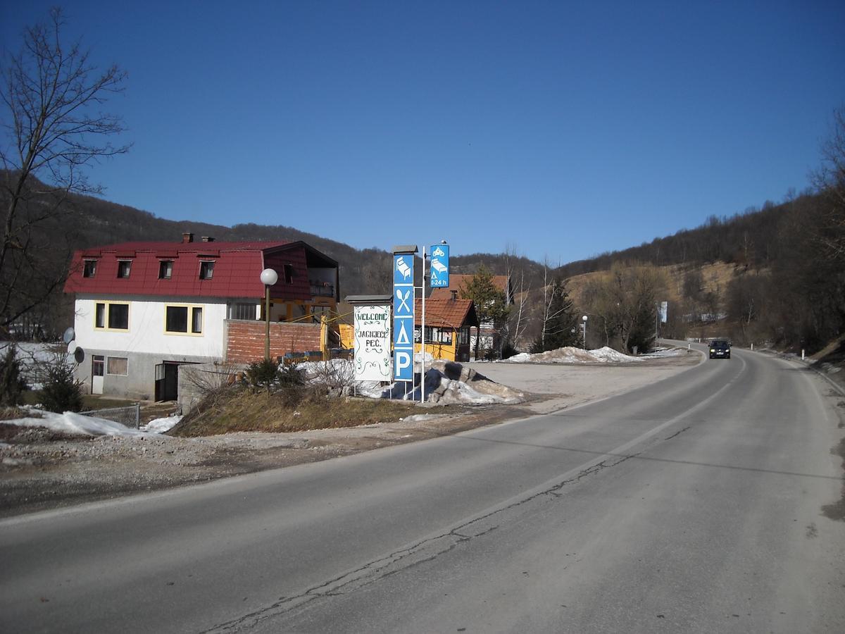 Motel Sretno Good Luck Trnovo Екстериор снимка
