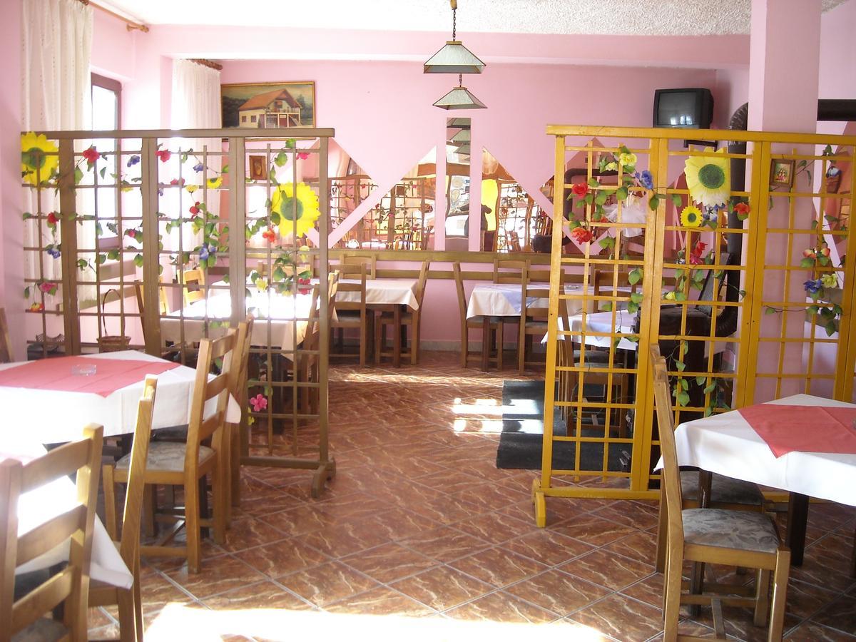 Motel Sretno Good Luck Trnovo Екстериор снимка