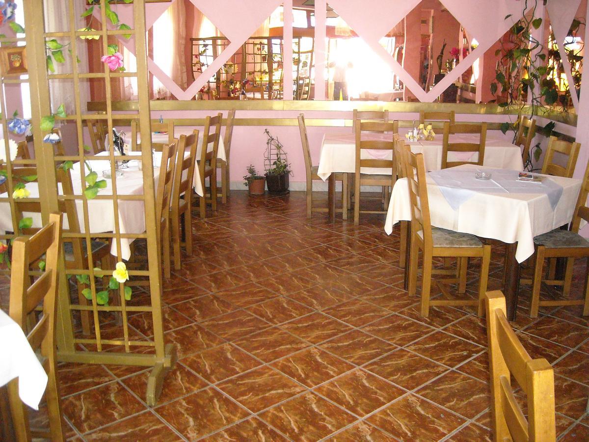 Motel Sretno Good Luck Trnovo Екстериор снимка